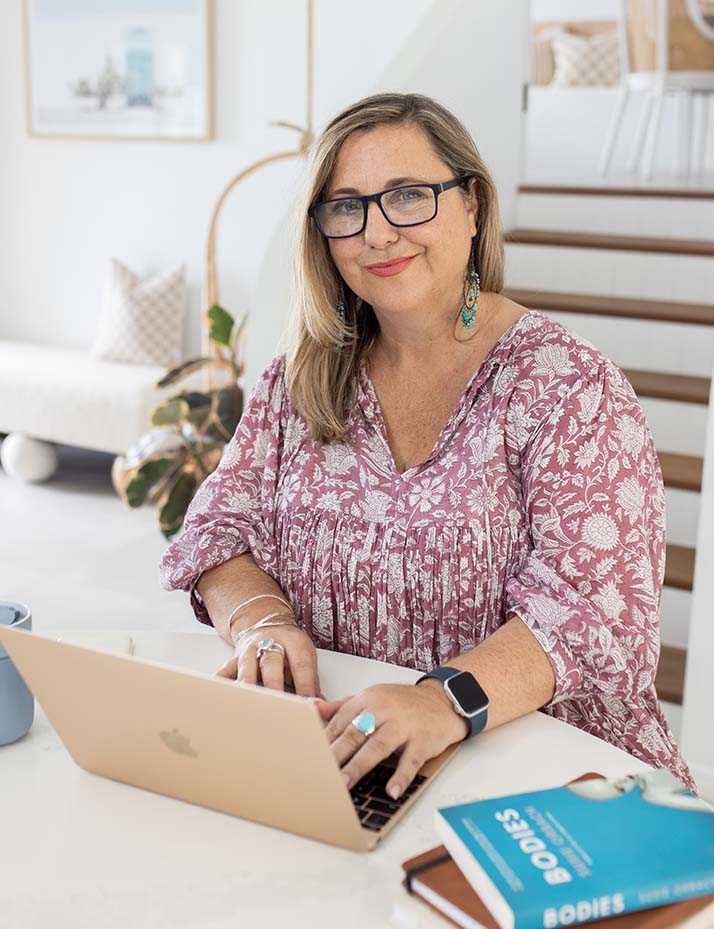 hi gorgeous, i'm jenny narrative therapy brisbane